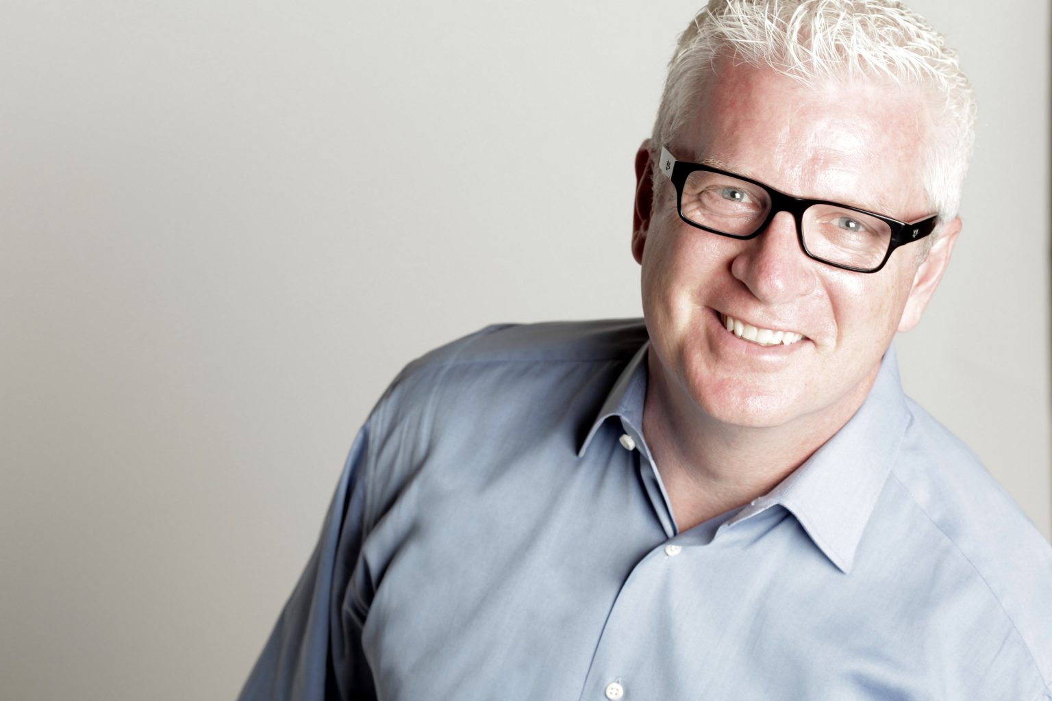 Vince Poscente is one of the most in-demand speakers today. An expert on Resiliency, Vince has the keen ability to help you and your franchise system overcome challenges and bounce back even stronger than ever before! 