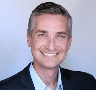 Headshot of Franchise Event Keynote Speaker, Scott Greensburg